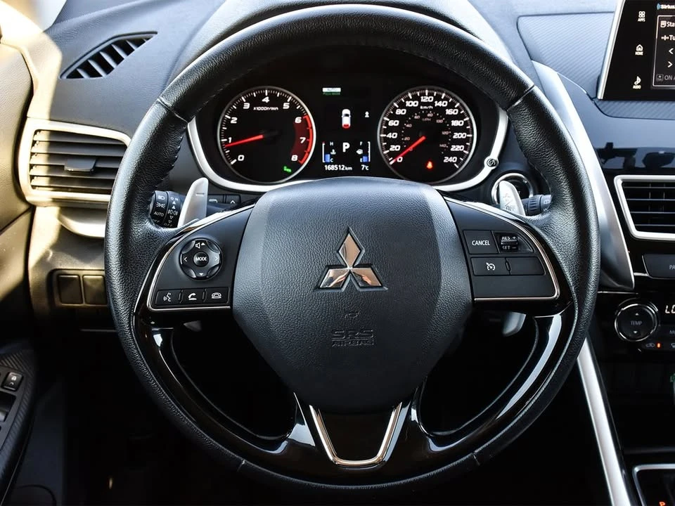 2018 Mitsubishi Eclipse Cross - Image 16 of 20
