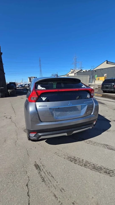 2018 Mitsubishi Eclipse Cross - Image 4 of 19