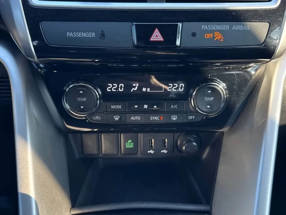 2018 Mitsubishi Eclipse Cross - Image 13 of 18