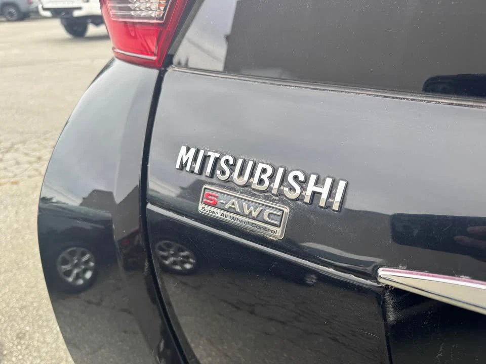 2018 Mitsubishi Eclipse Cross - Image 9 of 12