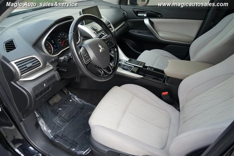 2018 Mitsubishi Eclipse Cross - Image 13 of 19