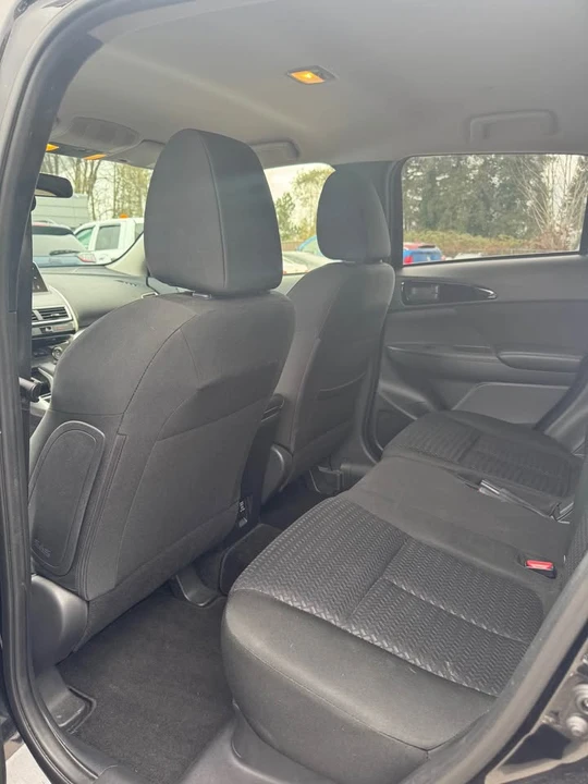 2018 Mitsubishi Eclipse Cross - Image 12 of 12