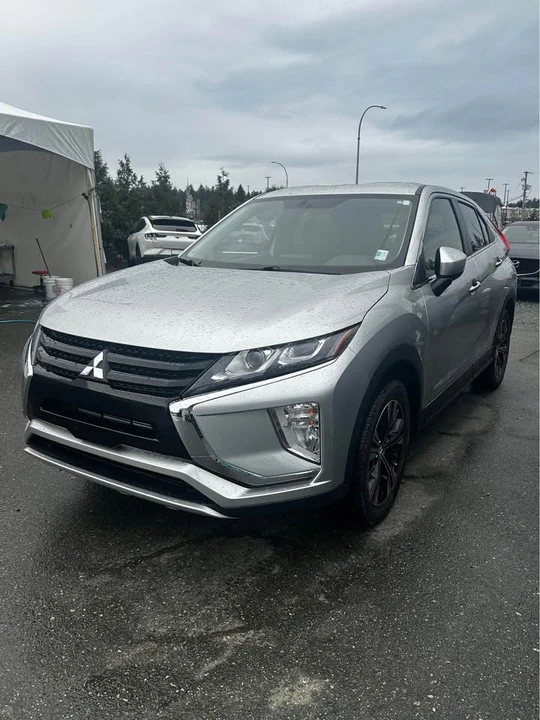 2018 Mitsubishi Eclipse Cross - Image 2 of 2