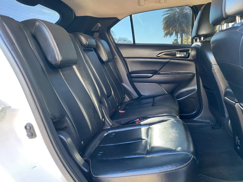 2018 Mitsubishi Eclipse Cross - Image 19 of 20
