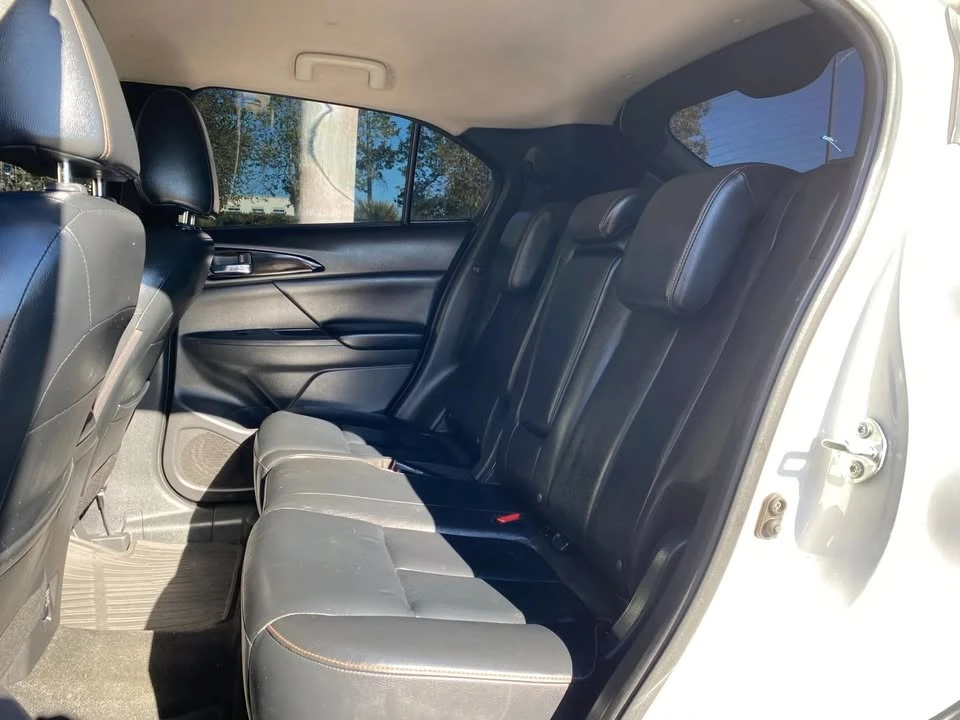 2018 Mitsubishi Eclipse Cross - Image 14 of 20