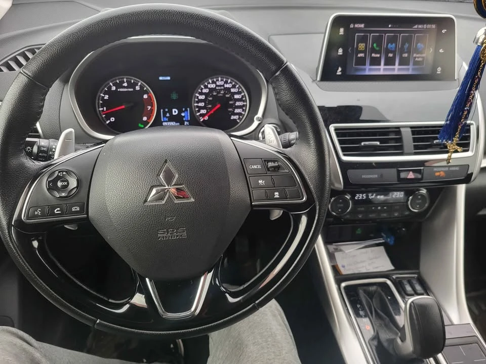 2018 Mitsubishi Eclipse Cross - Image 4 of 5