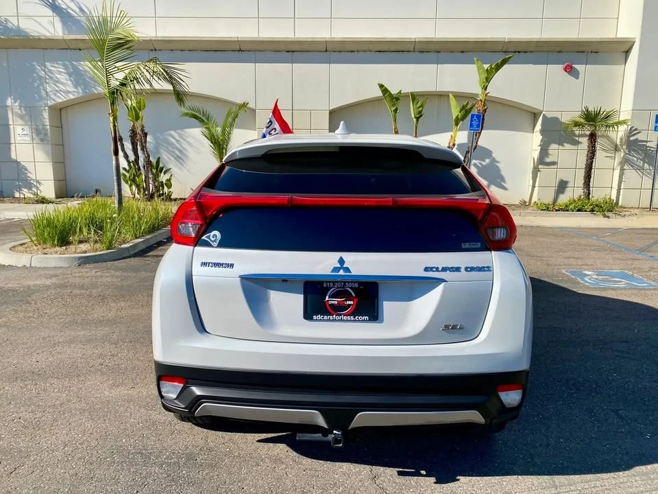 2018 Mitsubishi Eclipse Cross - Image 4 of 20