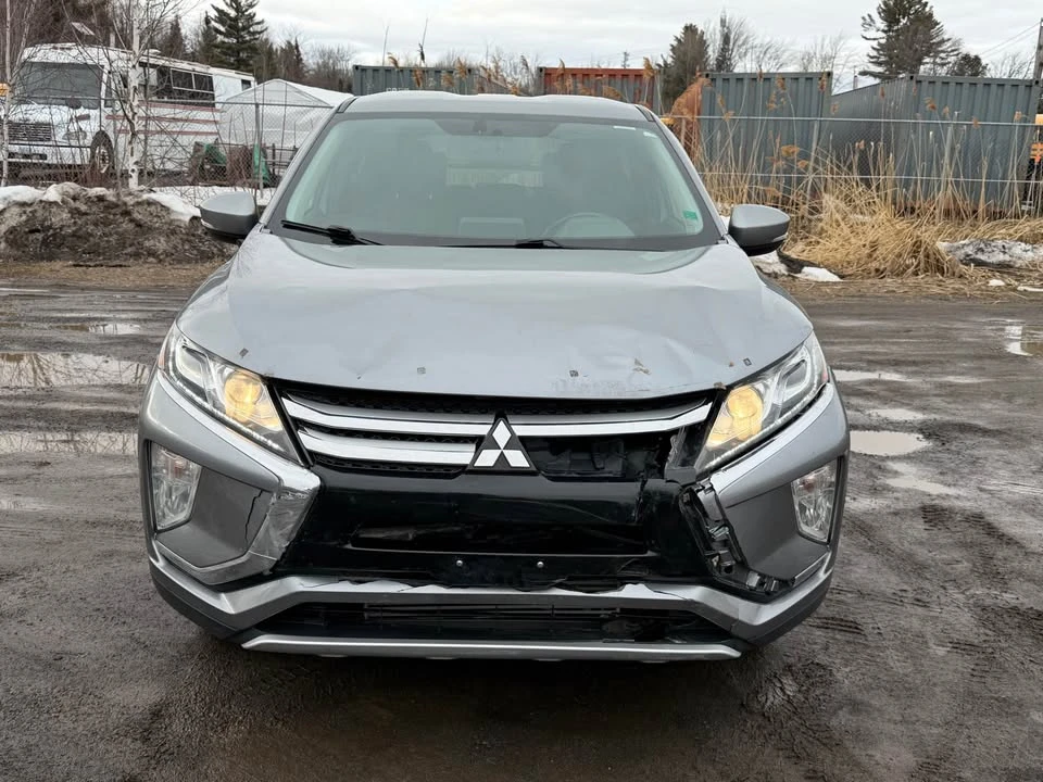 2018 Mitsubishi Eclipse Cross - Image 2 of 20