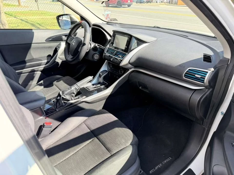 2018 Mitsubishi Eclipse Cross - Image 8 of 13