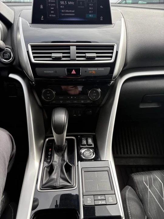2018 Mitsubishi Eclipse Cross - Image 6 of 7