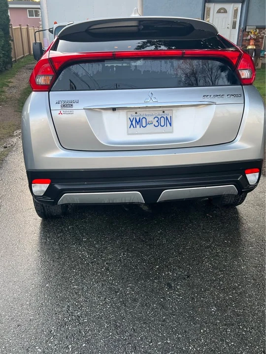 2018 Mitsubishi Eclipse Cross - Image 10 of 15