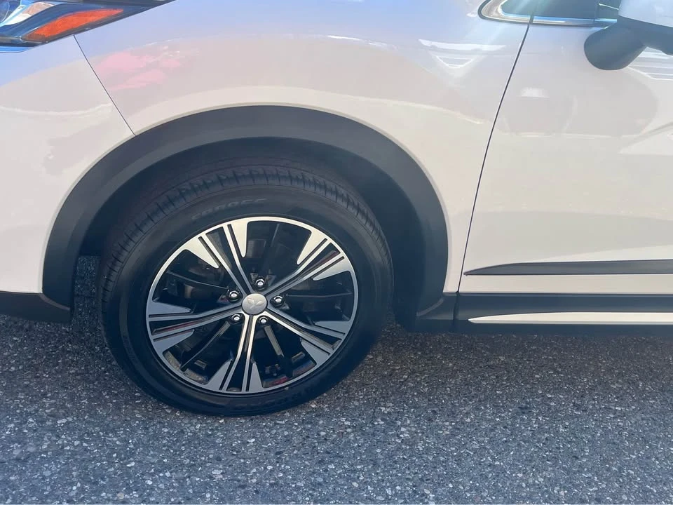 2018 Mitsubishi Eclipse Cross - Image 4 of 4