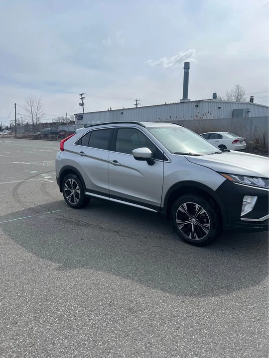 2018 Mitsubishi Eclipse Cross - Image 3 of 13