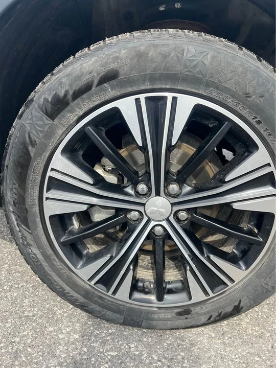 2018 Mitsubishi Eclipse Cross - Image 11 of 13