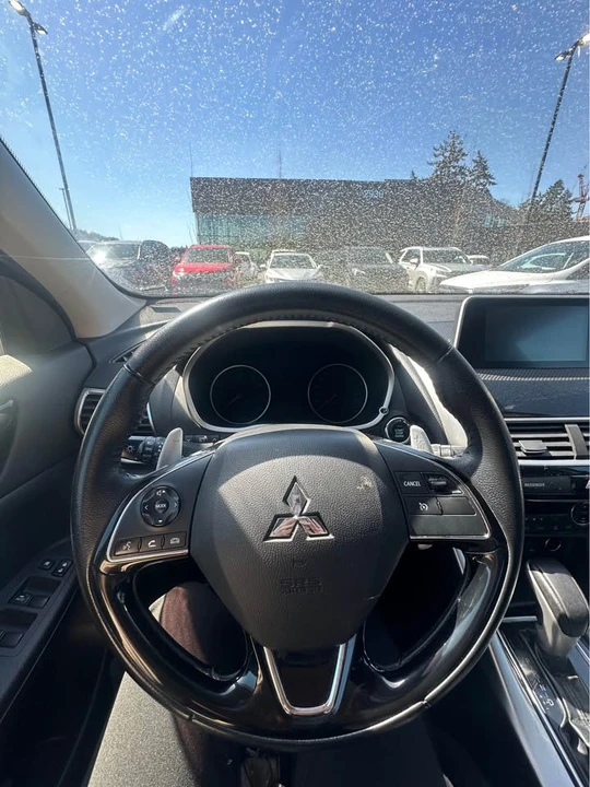 2018 Mitsubishi Eclipse Cross - Image 3 of 9