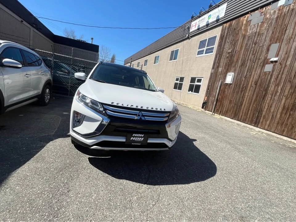 2018 Mitsubishi Eclipse Cross - Image 2 of 4