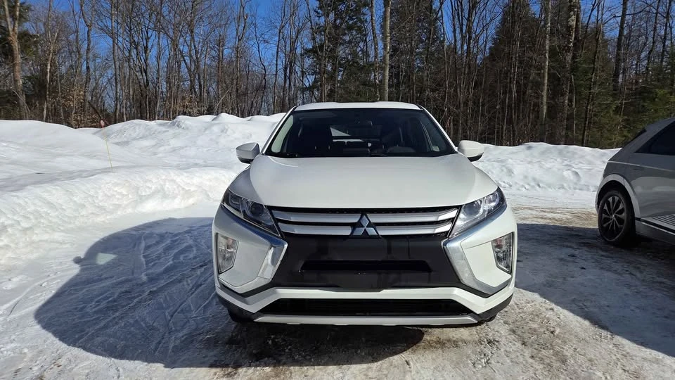 2018 Mitsubishi Eclipse Cross - Image 4 of 14