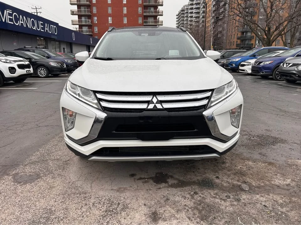 2018 Mitsubishi Eclipse Cross - Image 2 of 12