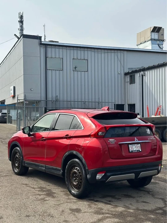 2018 Mitsubishi Eclipse Cross - Image 4 of 8