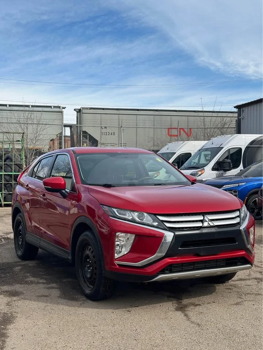 2018 Mitsubishi Eclipse Cross - Image 2 of 8