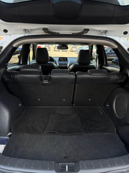 2018 Mitsubishi Eclipse Cross - Image 12 of 19