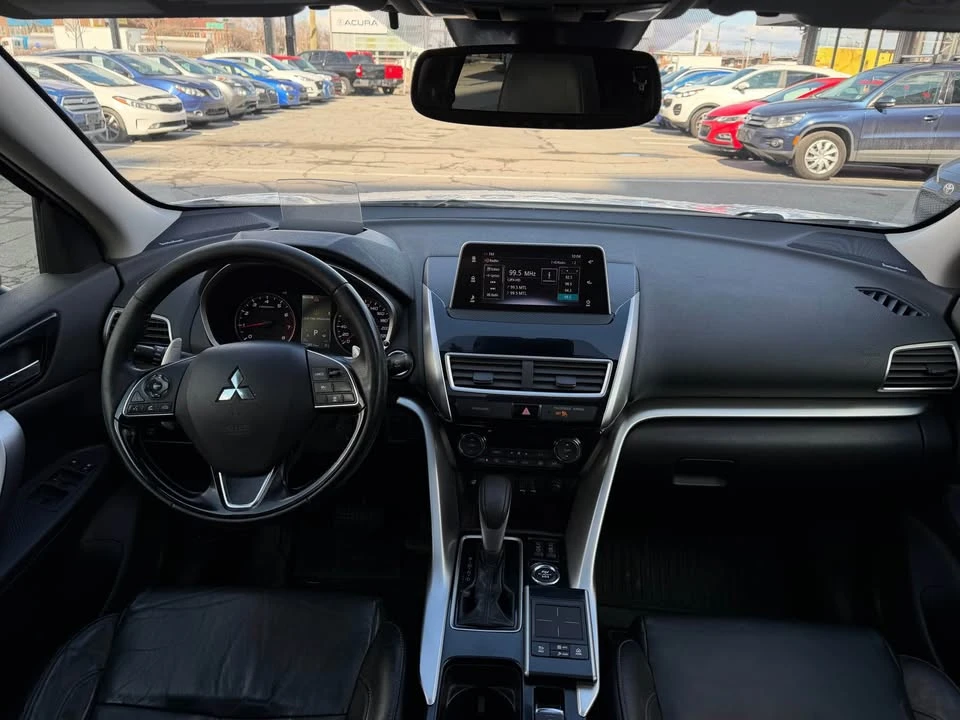 2018 Mitsubishi Eclipse Cross - Image 11 of 19