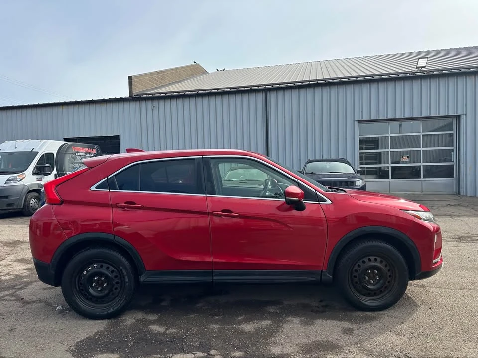 2018 Mitsubishi Eclipse Cross - Image 5 of 8