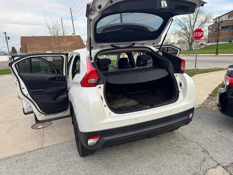 2018 Mitsubishi Eclipse Cross - Image 6 of 20