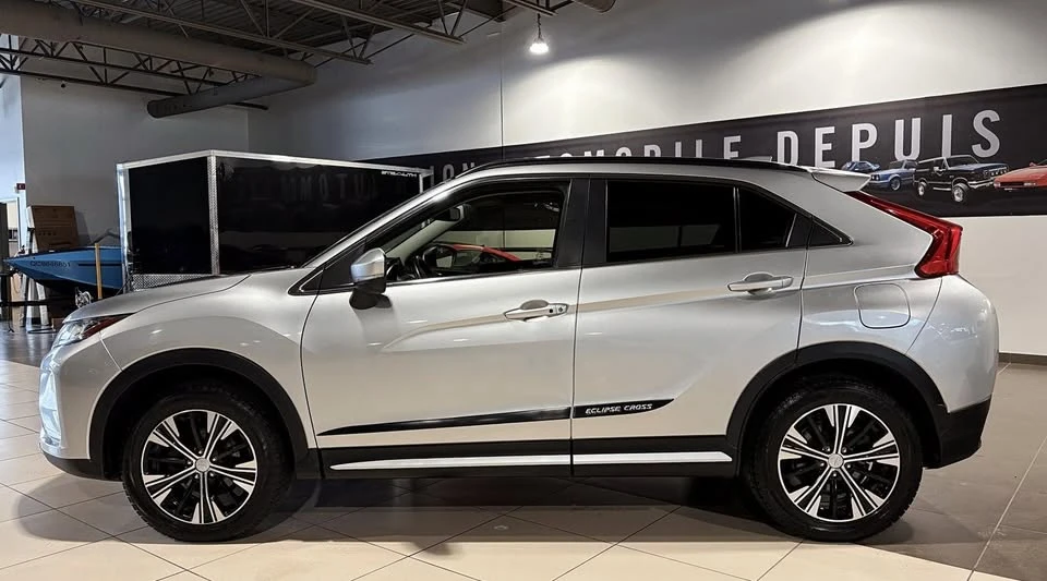 2018 Mitsubishi Eclipse Cross - Image 2 of 9