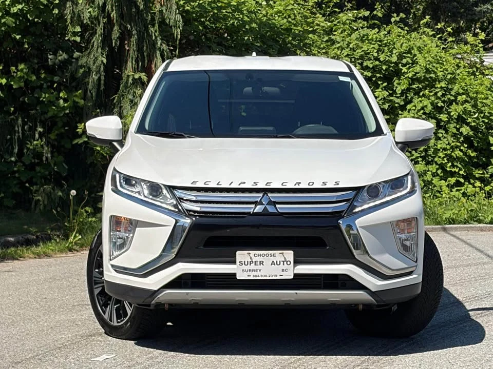 2018 Mitsubishi Eclipse Cross - Image 2 of 14