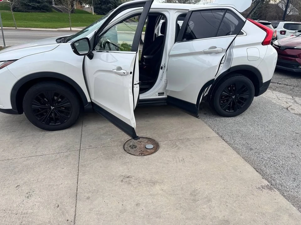 2018 Mitsubishi Eclipse Cross - Image 5 of 20