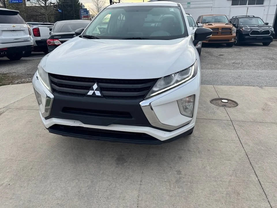 2018 Mitsubishi Eclipse Cross - Image 9 of 20