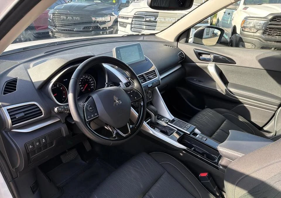 2018 Mitsubishi Eclipse Cross - Image 13 of 20