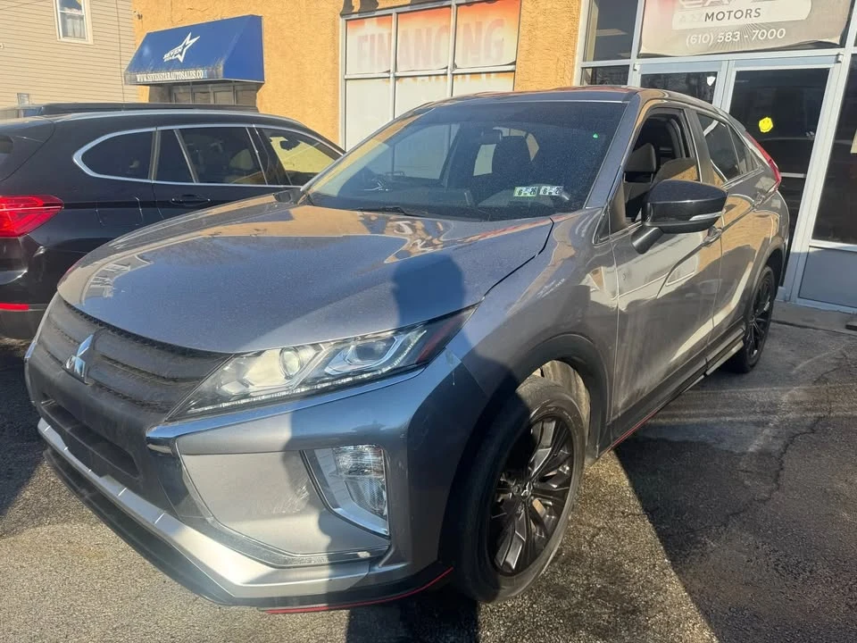 2018 Mitsubishi Eclipse Cross - Image 2 of 5