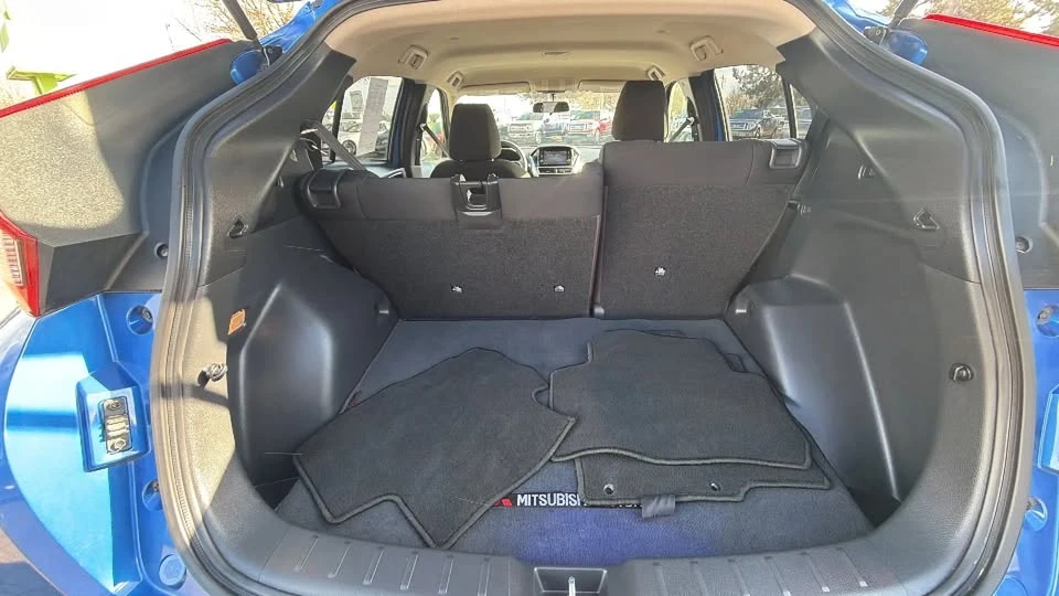 2018 Mitsubishi Eclipse Cross - Image 11 of 17