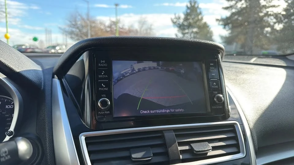 2018 Mitsubishi Eclipse Cross - Image 14 of 17