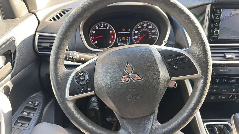 2018 Mitsubishi Eclipse Cross - Image 17 of 17