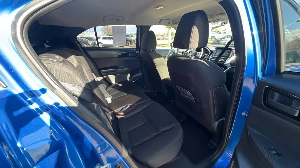 2018 Mitsubishi Eclipse Cross - Image 12 of 17