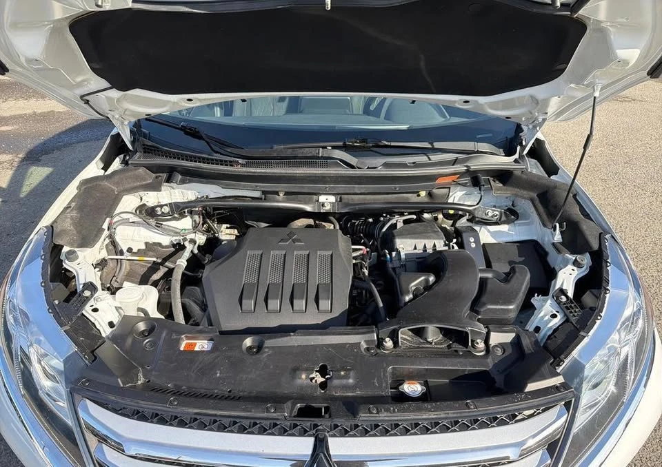 2018 Mitsubishi Eclipse Cross - Image 10 of 20