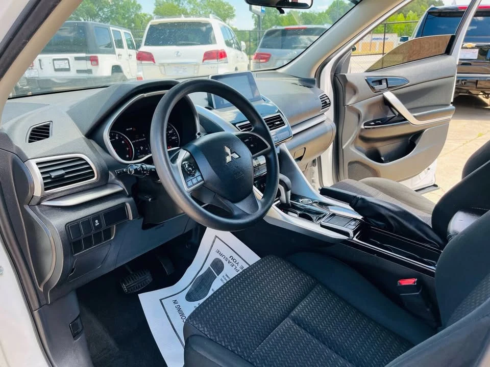 2018 Mitsubishi Eclipse Cross - Image 14 of 17