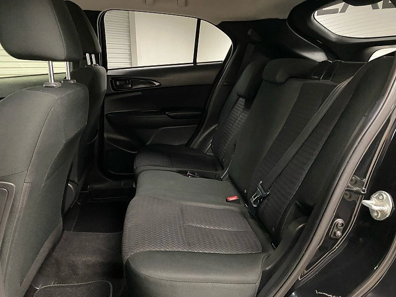 2018 Mitsubishi Eclipse Cross - Image 11 of 20