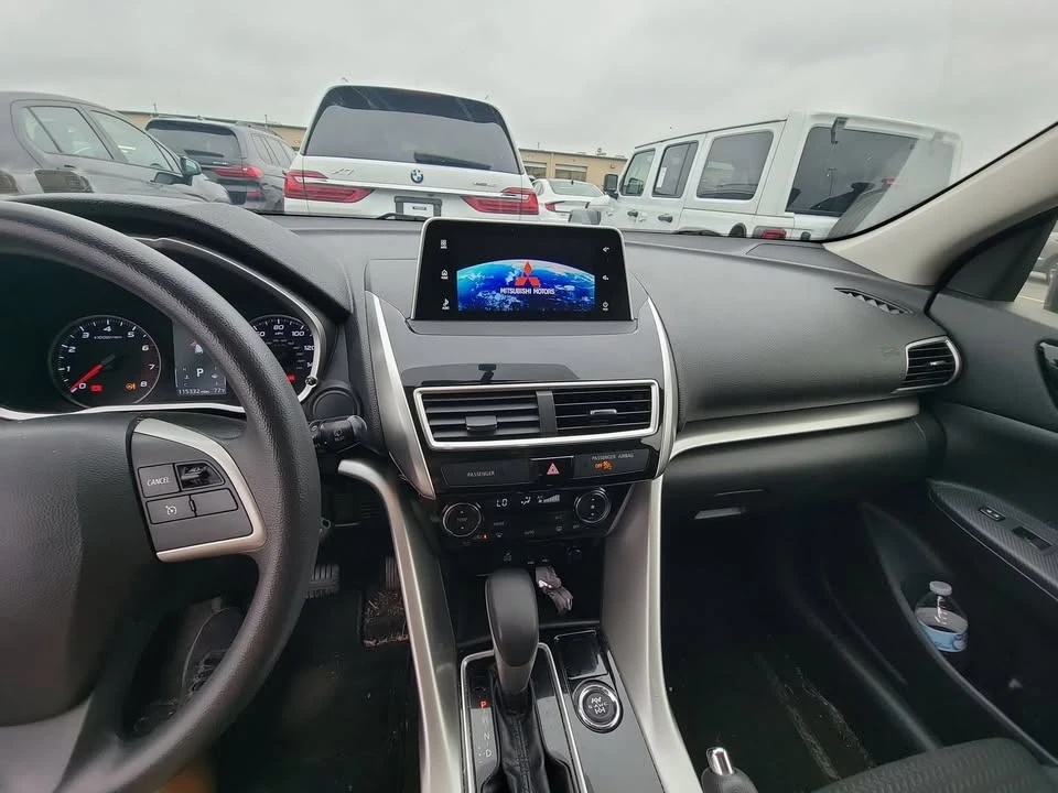 2018 Mitsubishi Eclipse Cross - Image 3 of 7