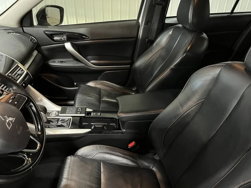 2018 Mitsubishi Eclipse Cross - Image 6 of 14