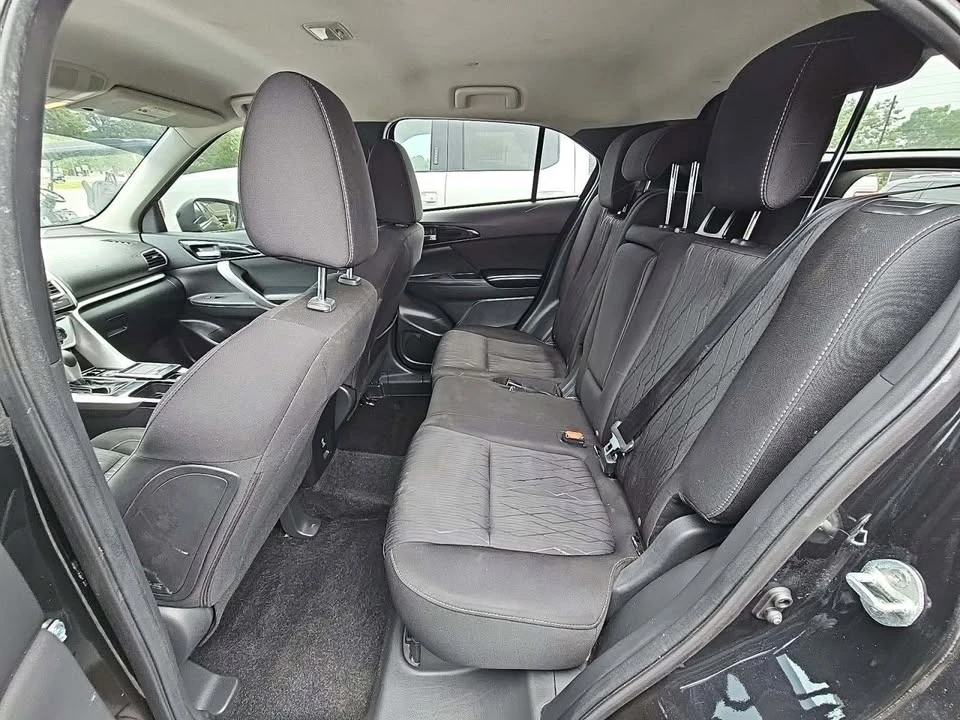 2018 Mitsubishi Eclipse Cross - Image 6 of 11
