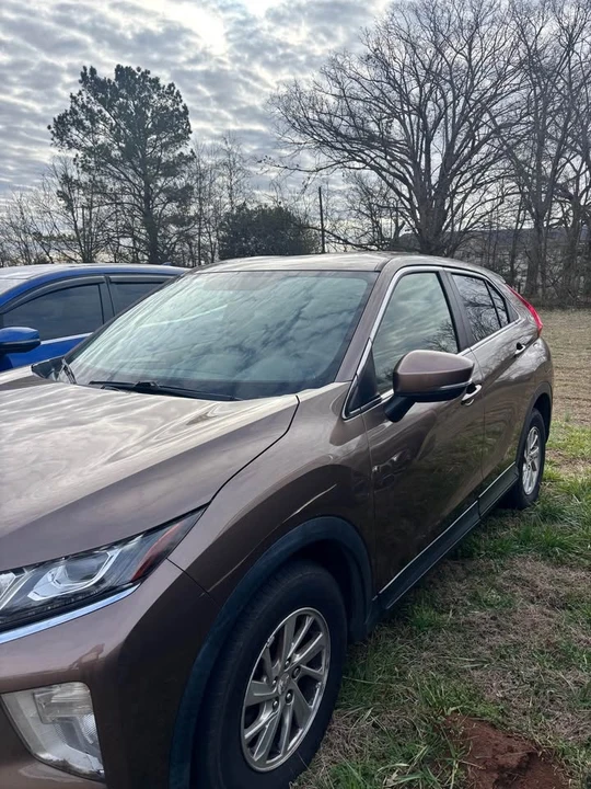 2018 Mitsubishi Eclipse Cross - Image 2 of 14