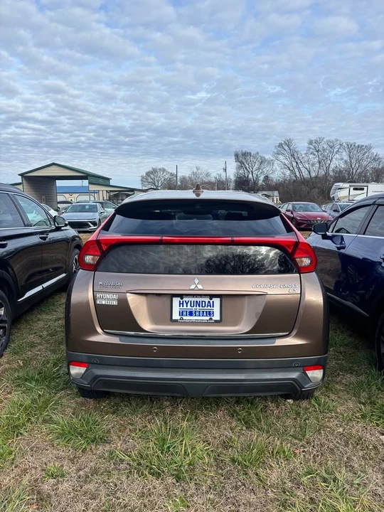 2018 Mitsubishi Eclipse Cross - Image 4 of 14