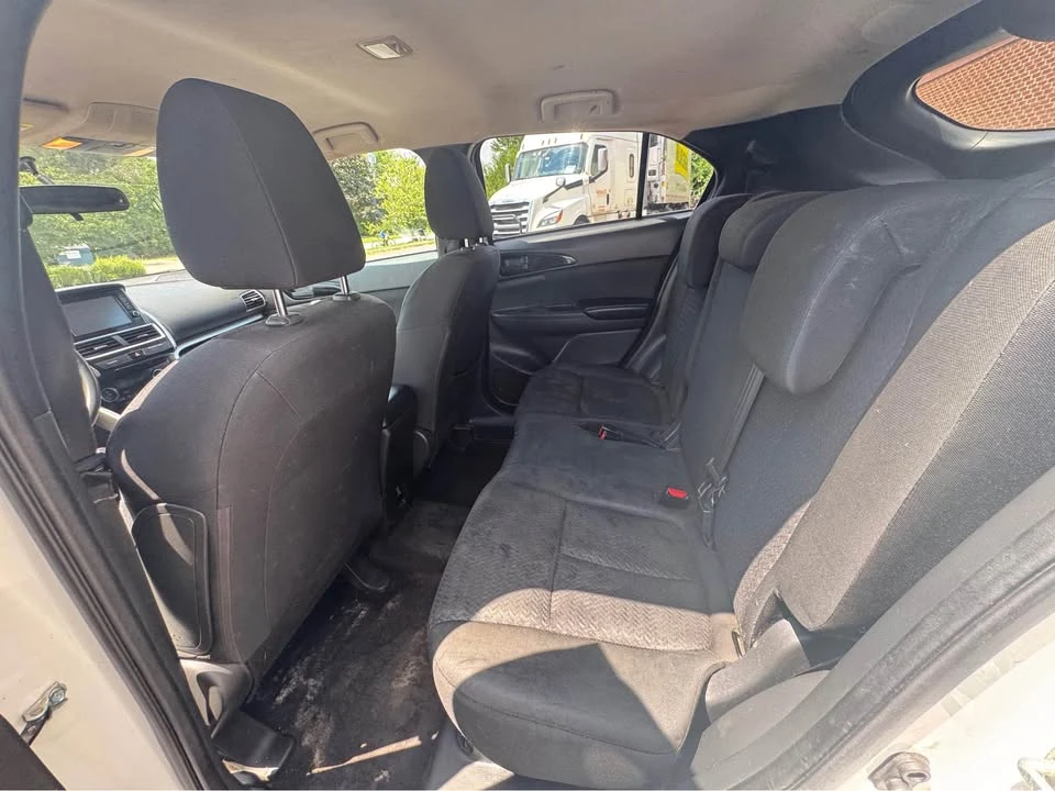 2018 Mitsubishi Eclipse Cross - Image 6 of 11