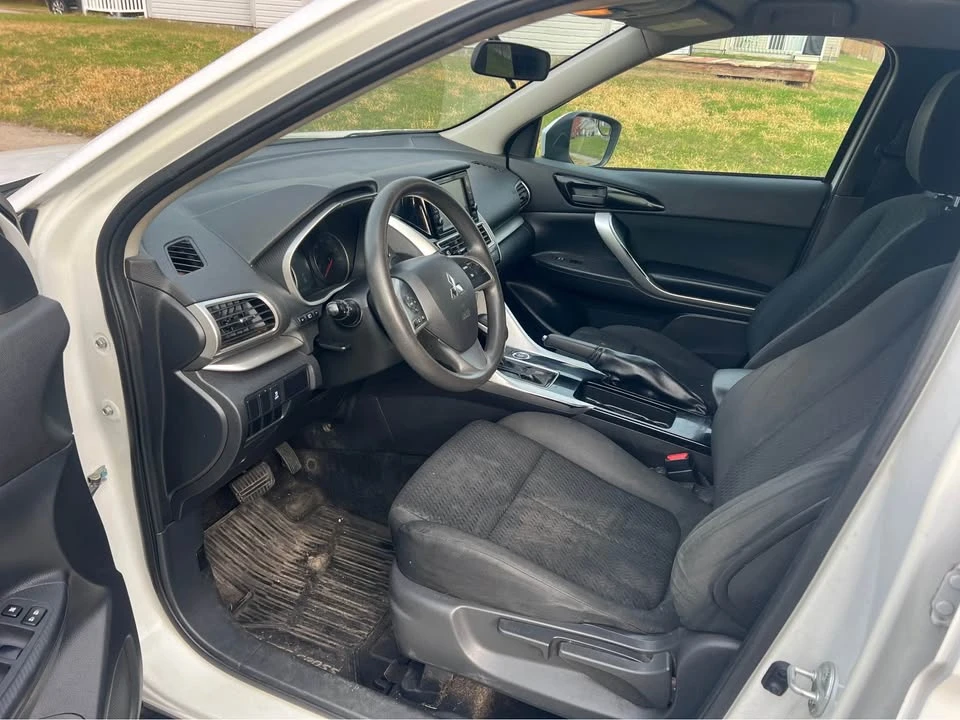 2018 Mitsubishi Eclipse Cross - Image 7 of 9