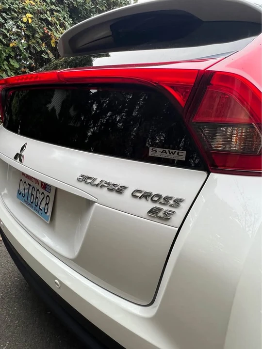 2018 Mitsubishi Eclipse Cross - Image 4 of 19
