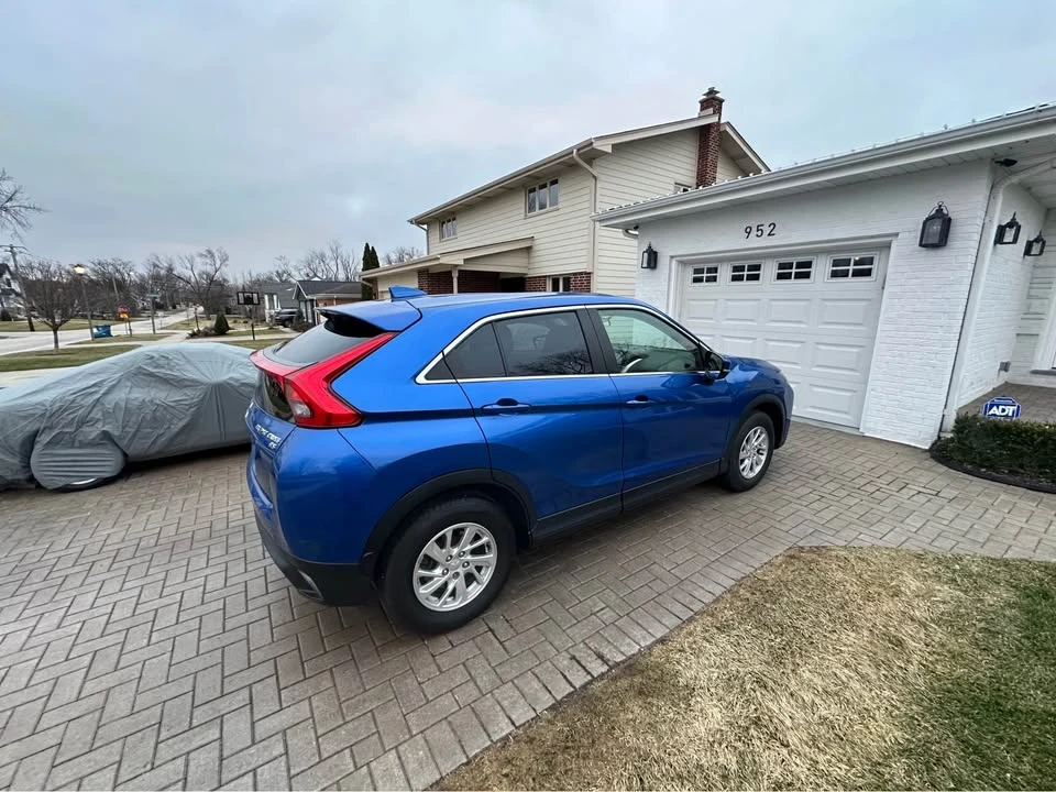 2018 Mitsubishi Eclipse Cross - Image 3 of 15
